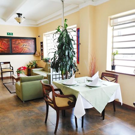 Teusaquillo Boutique Hotel โบโกตา ภายนอก รูปภาพ