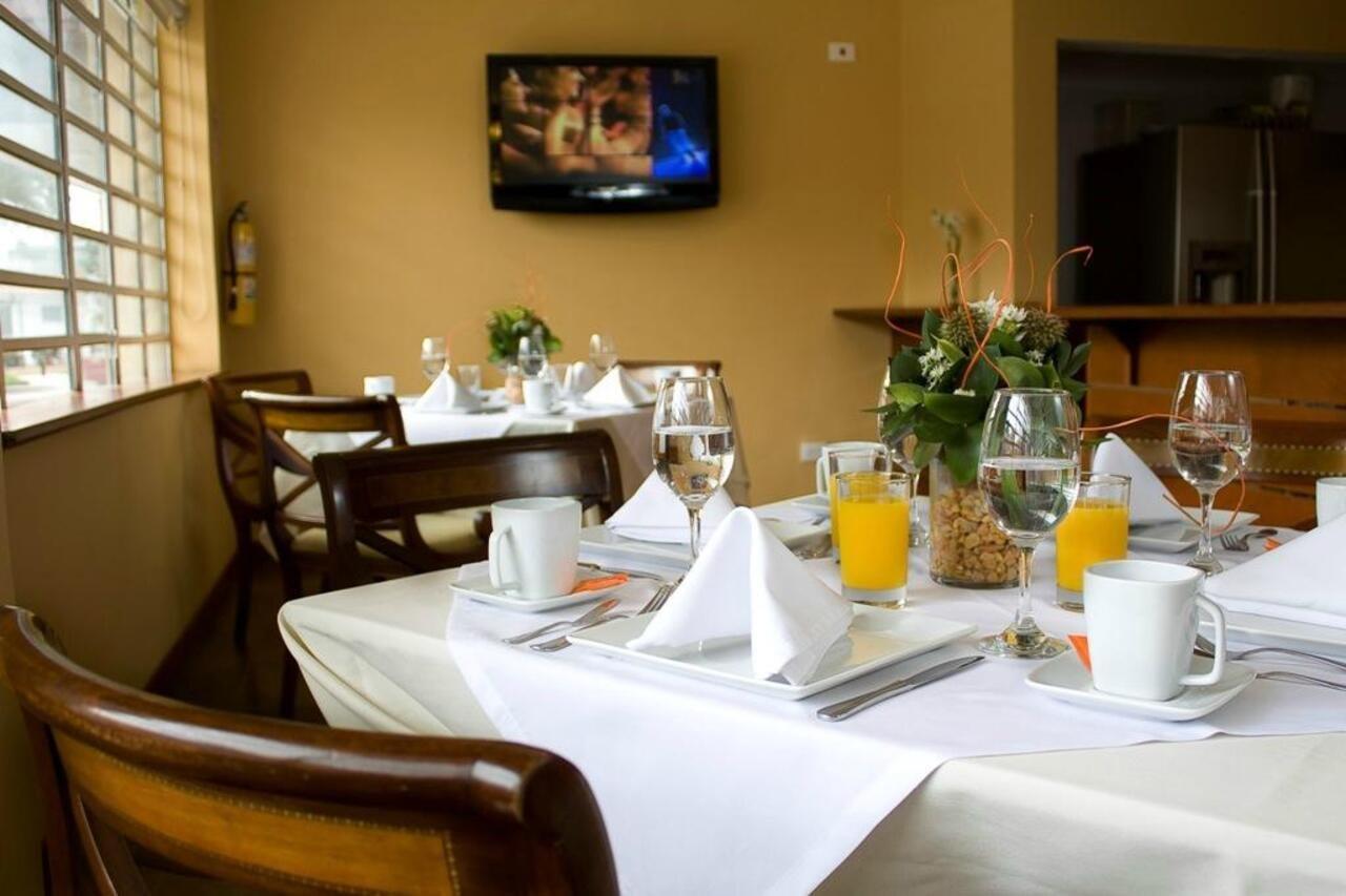 Teusaquillo Boutique Hotel โบโกตา ภายนอก รูปภาพ