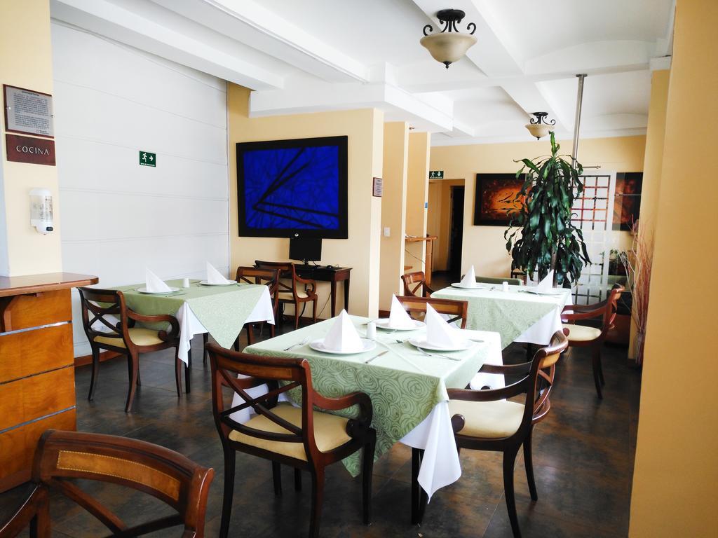 Teusaquillo Boutique Hotel โบโกตา ภายนอก รูปภาพ
