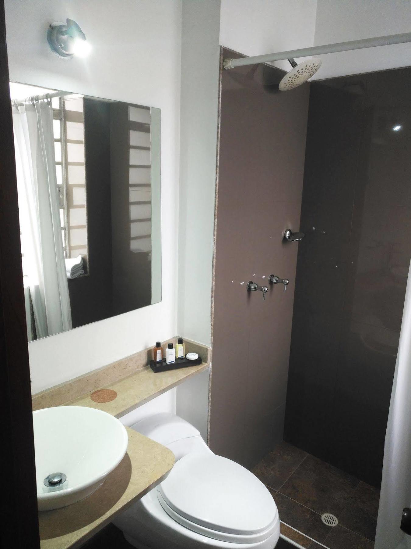 Teusaquillo Boutique Hotel โบโกตา ภายนอก รูปภาพ