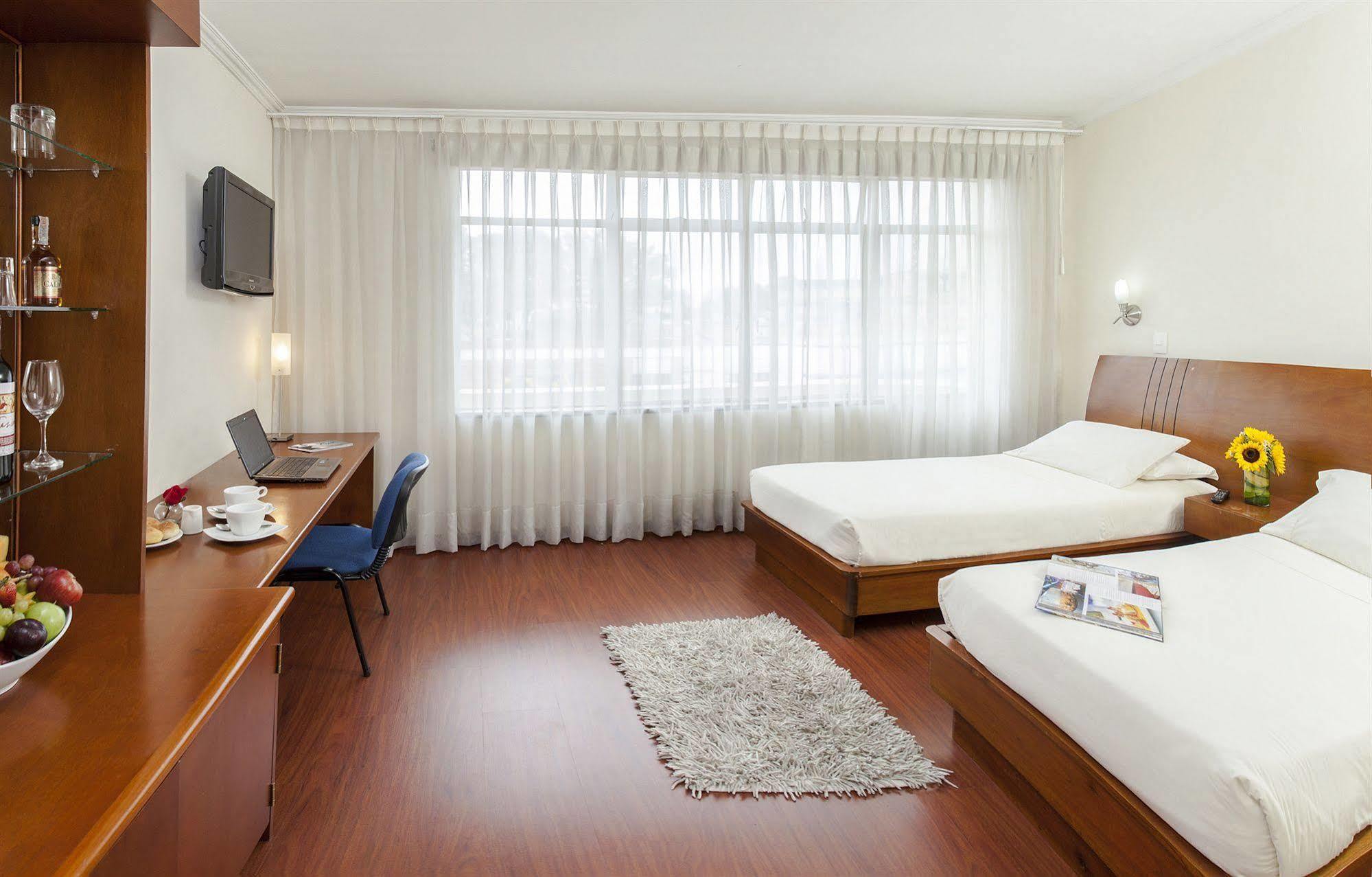 Teusaquillo Boutique Hotel โบโกตา ภายนอก รูปภาพ
